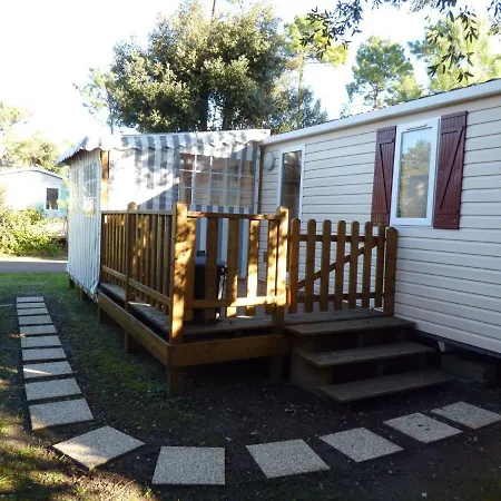 Sun Mobilhome مكان تخييم 4*