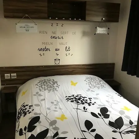 مكان تخييم Sun Mobilhome 4*