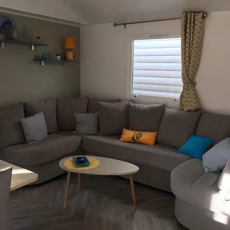 مكان تخييم Sun Mobilhome 4*